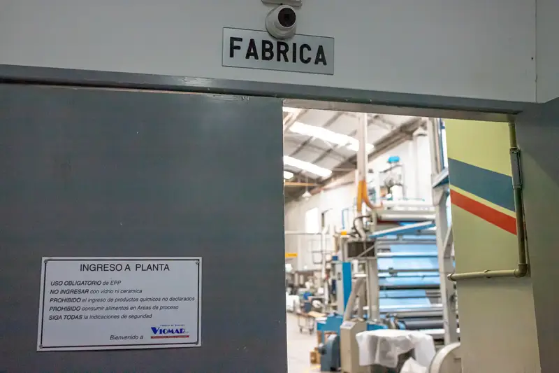 Ingreso a la fábrica